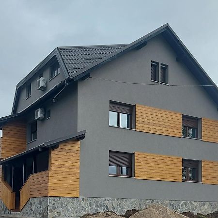 4 Seasons Guest House Rakovica Dış mekan fotoğraf